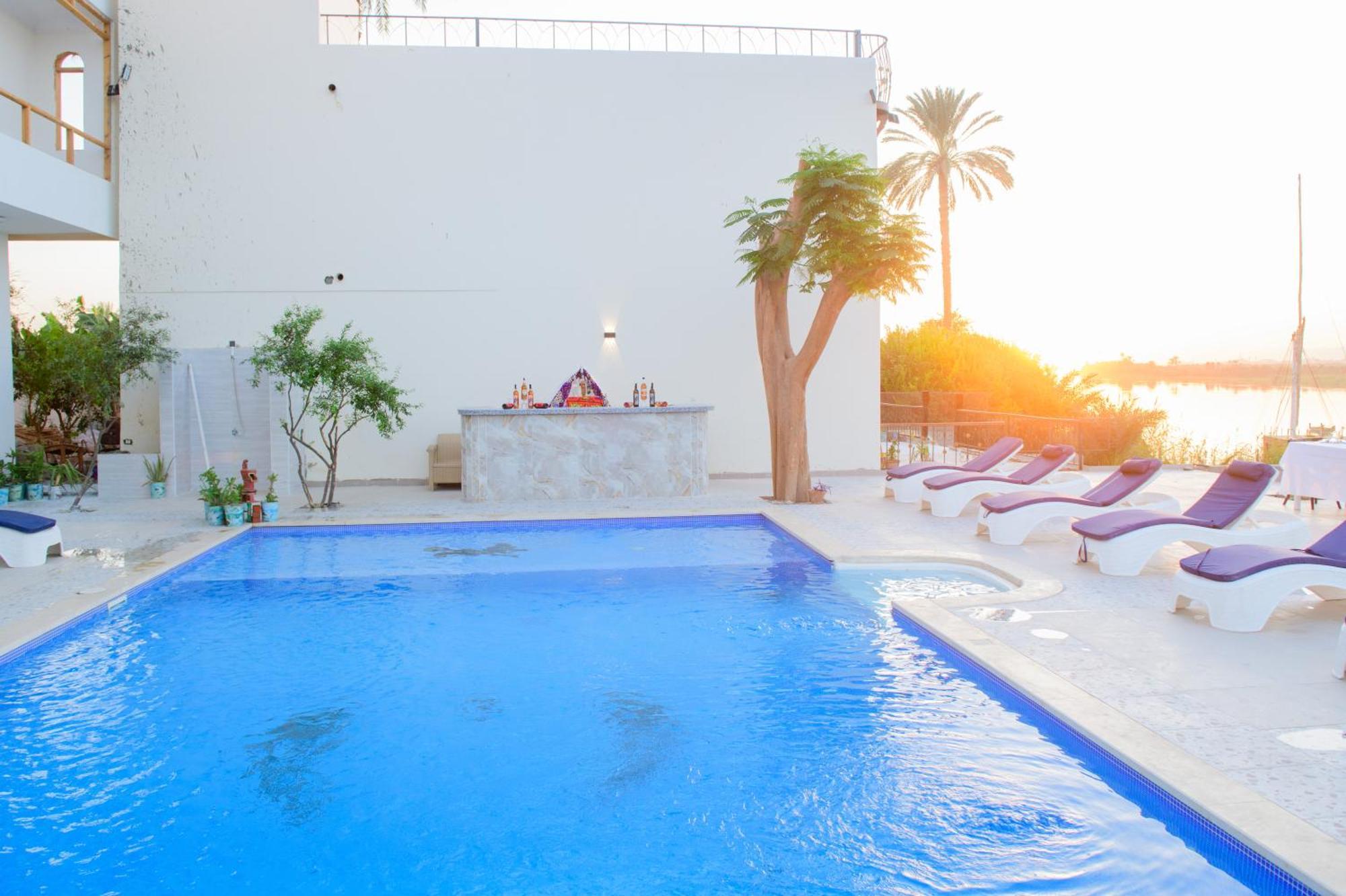 Eyaru Palace Nile View Луксор Экстерьер фото